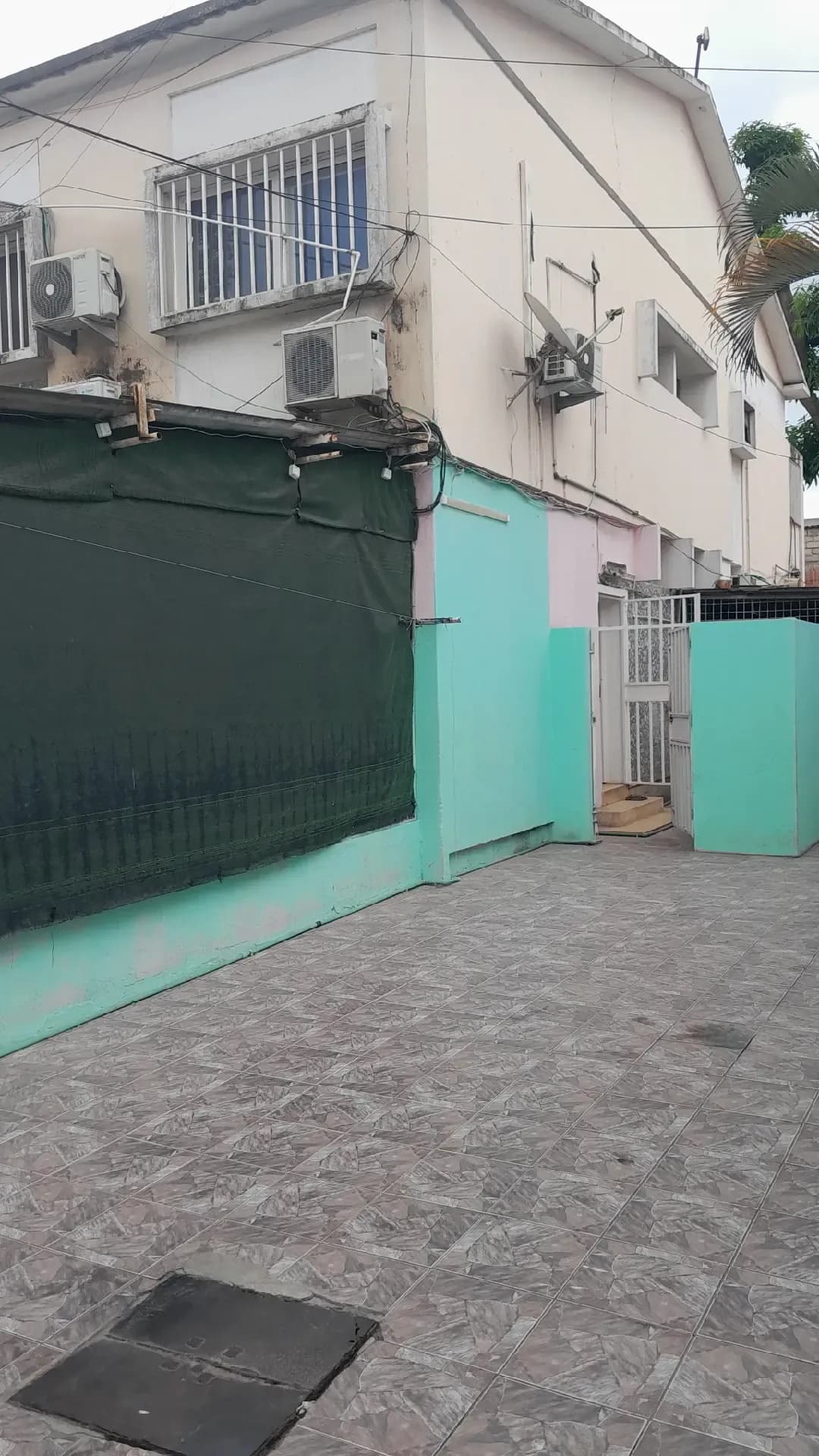 Moradia T2 a venda EXCOMBATENTES/VALÓDIA em Luanda